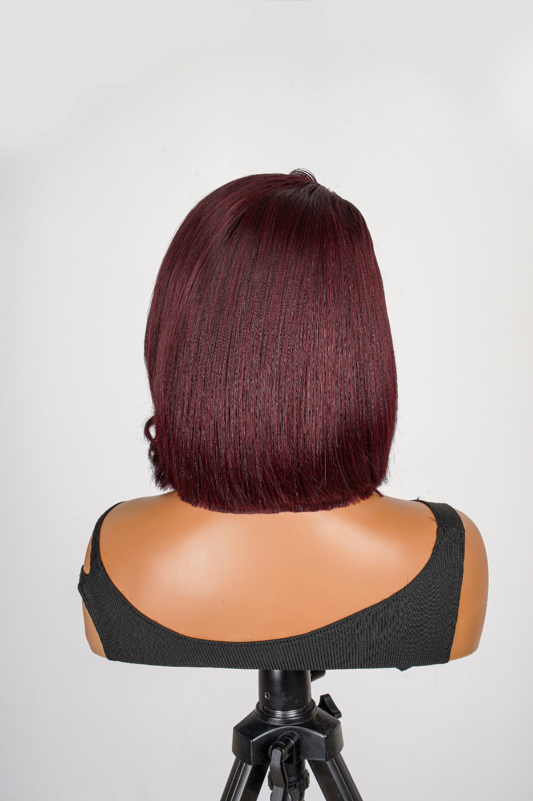 Kenzie Ready To Go Burgundy Straight Bob Wig