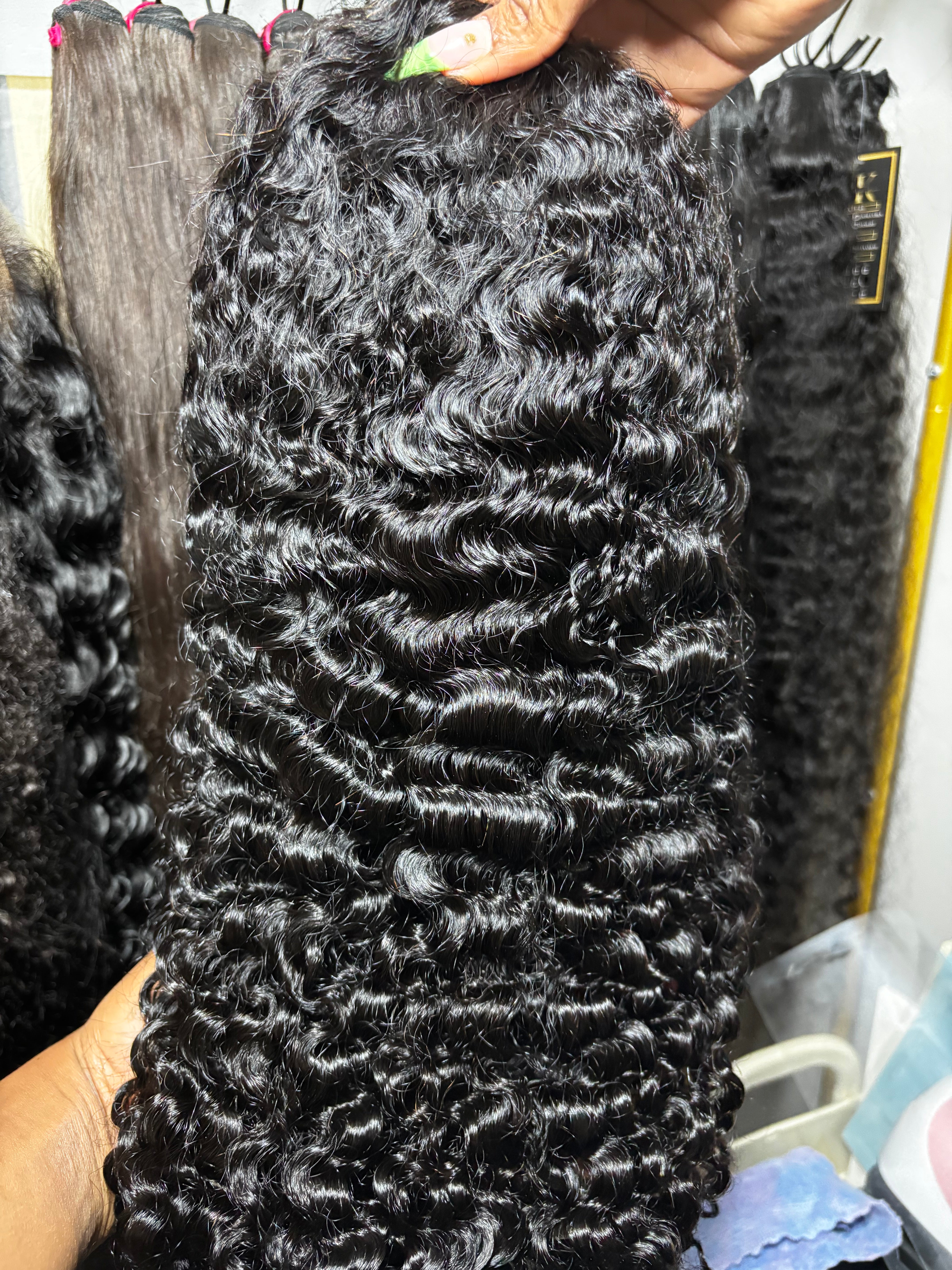 THE TIDEWATER CURL HALF WIGS
