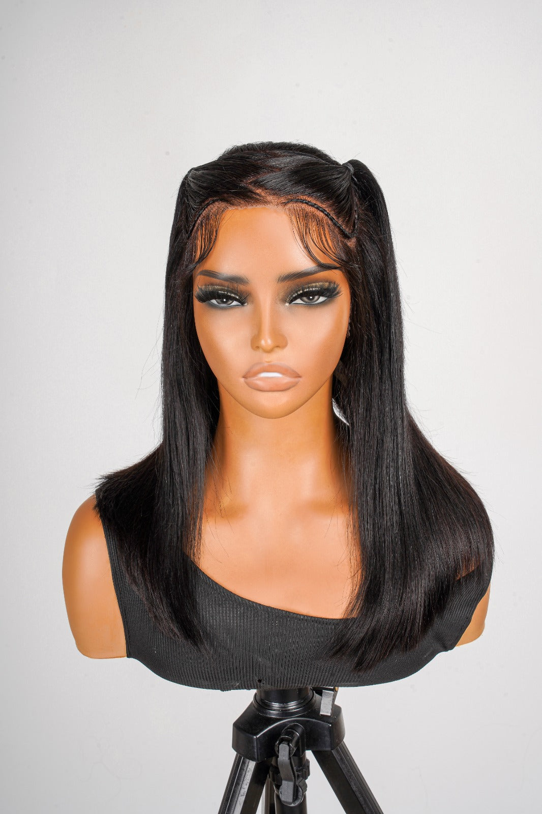Lory Straight Bob Glueless Wig 13x4 HD Lace 250% Density