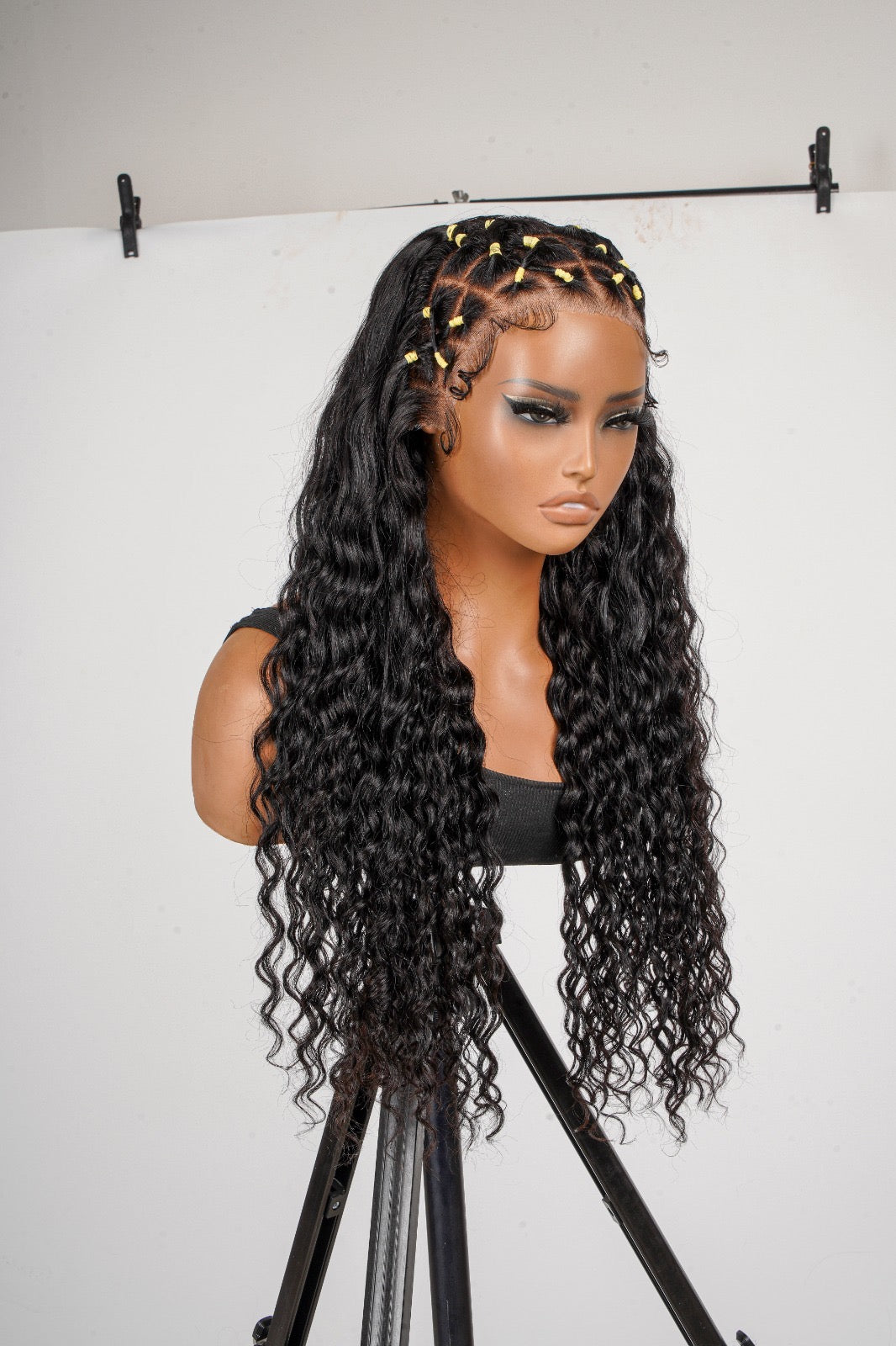 Aïsha Loose Deep Glueless Wig 13x4 HD Lace 250% Density