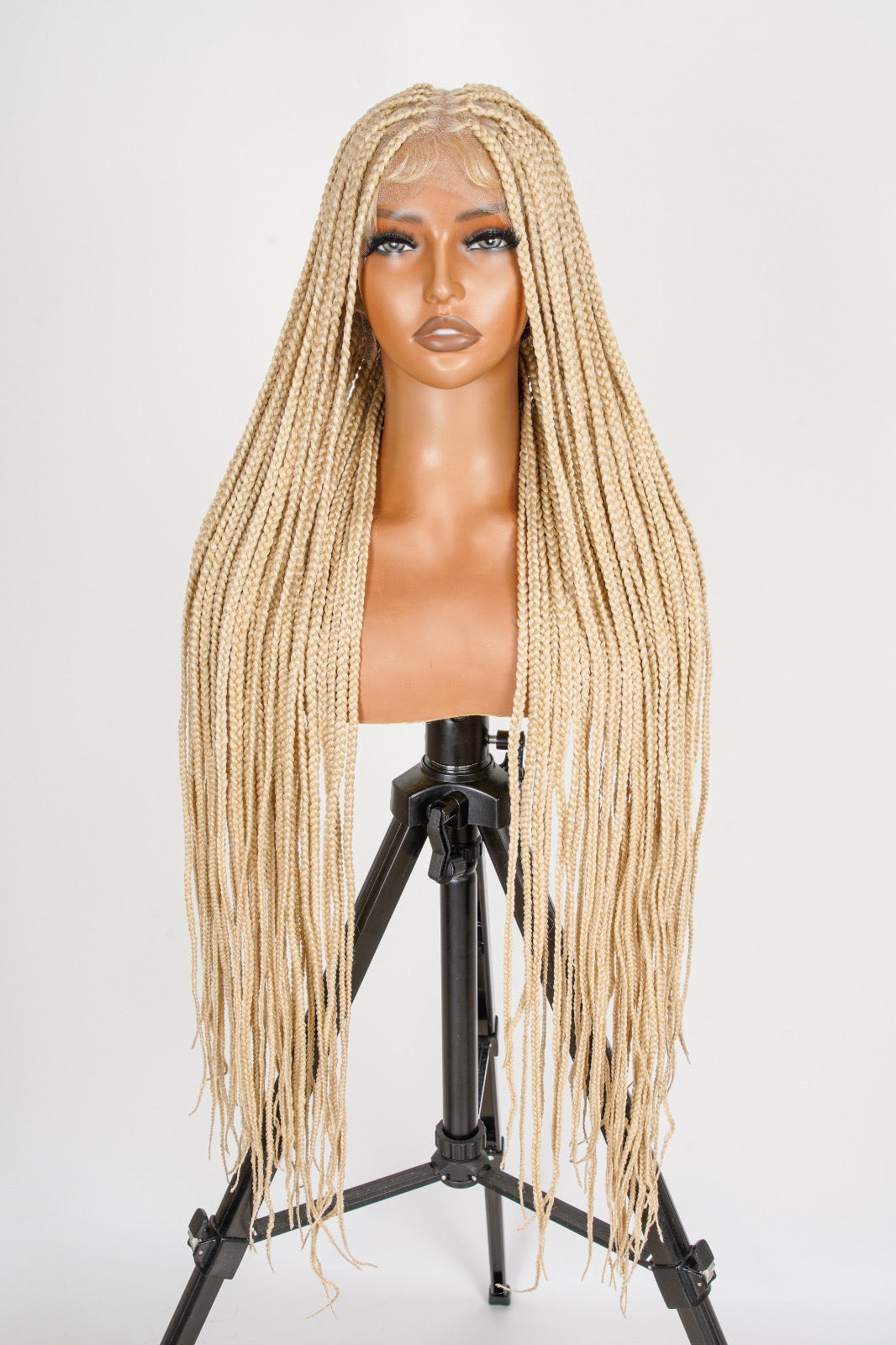 Hailey 613 Classic Knotless Box Braid Wig