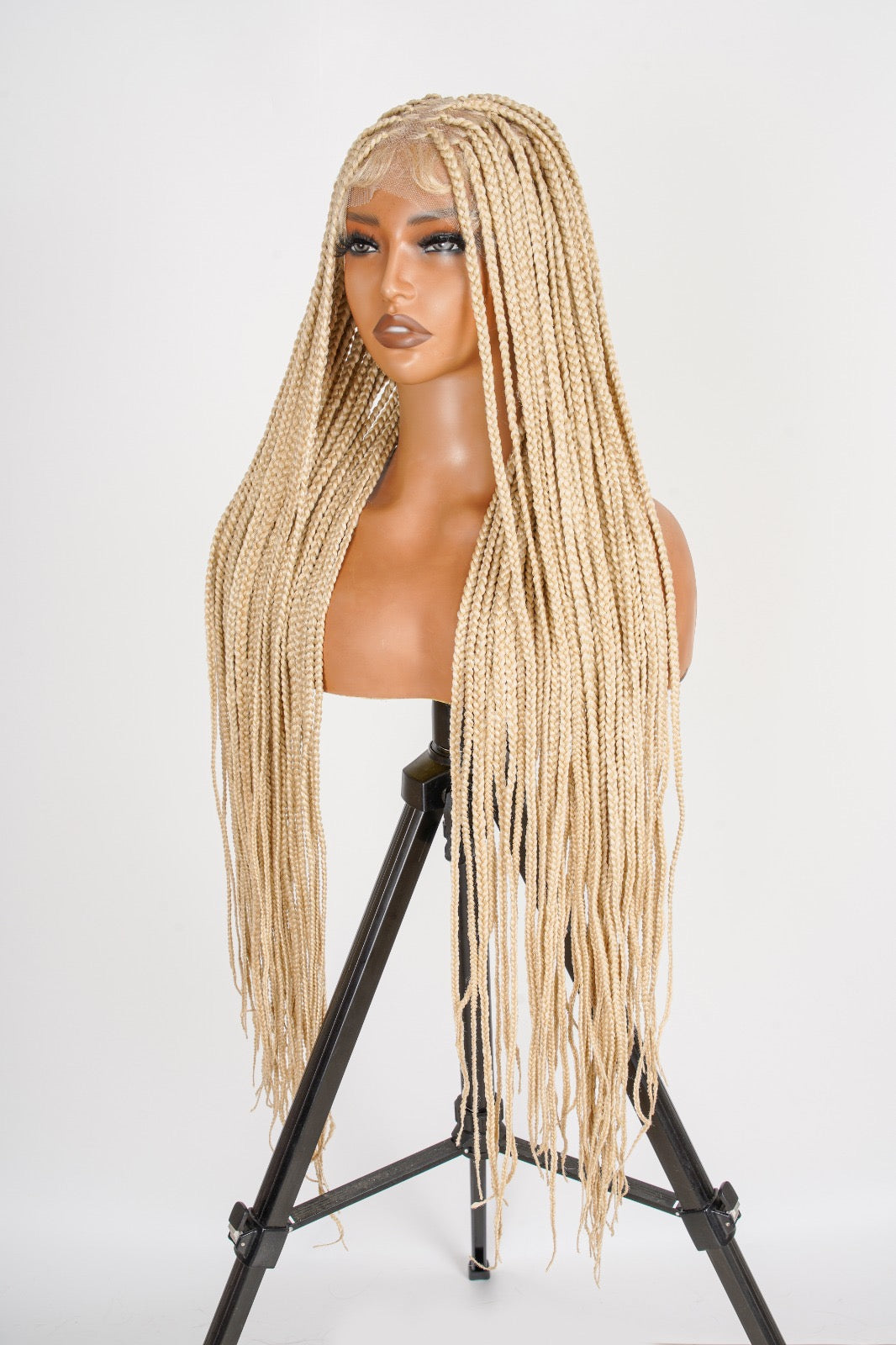 Hailey 613 Classic Knotless Box Braid Wig